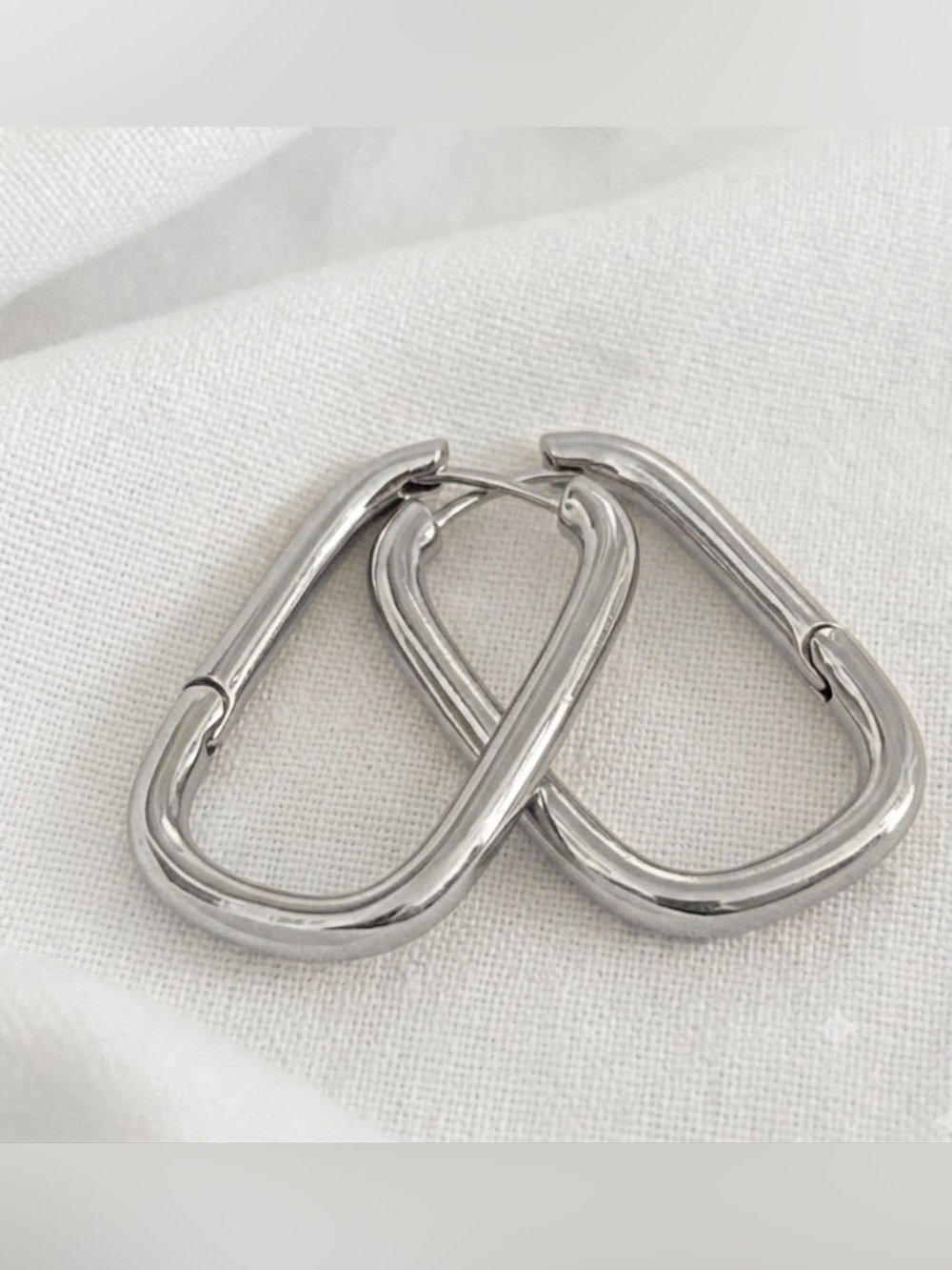 Silver plated women’s 24mm hoop earrings hypoallergenic - Picture 3 of 4